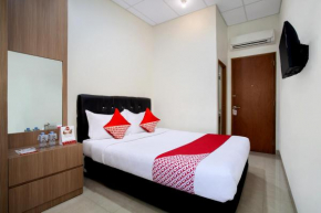 OYO 106 Sarkawi Residence